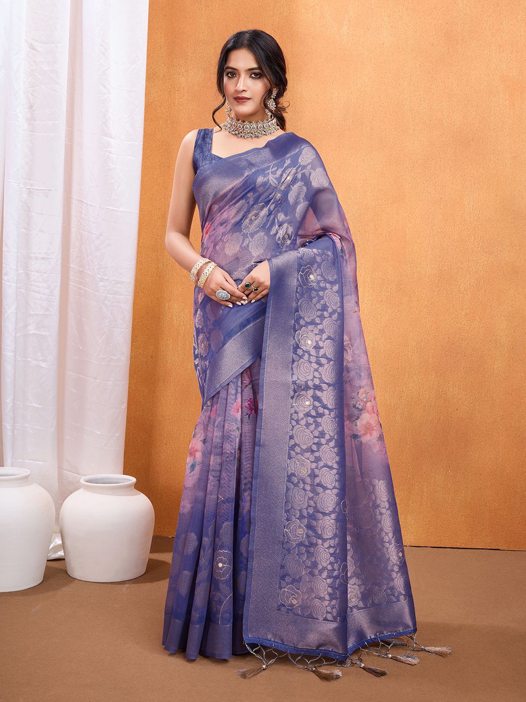 

Rekha Maniyar Woven Design Aari Work Brocade Heavy Work Banarasi Saree, Blue