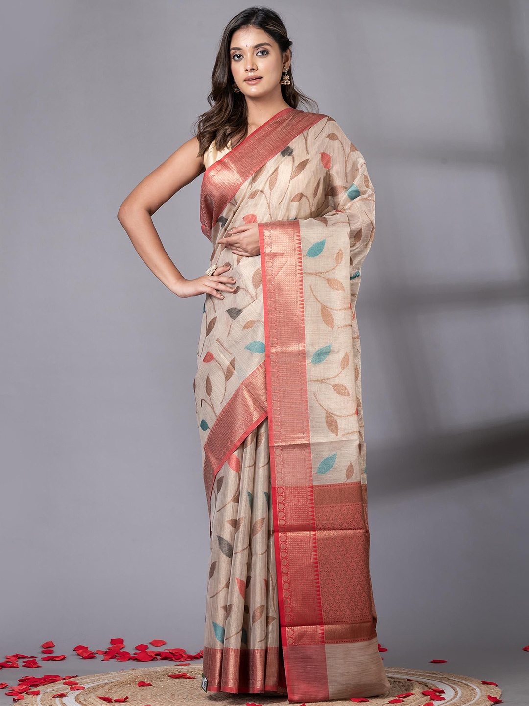 

VIBHAVARI Floral Printed Woven Design Zari Saree, Beige