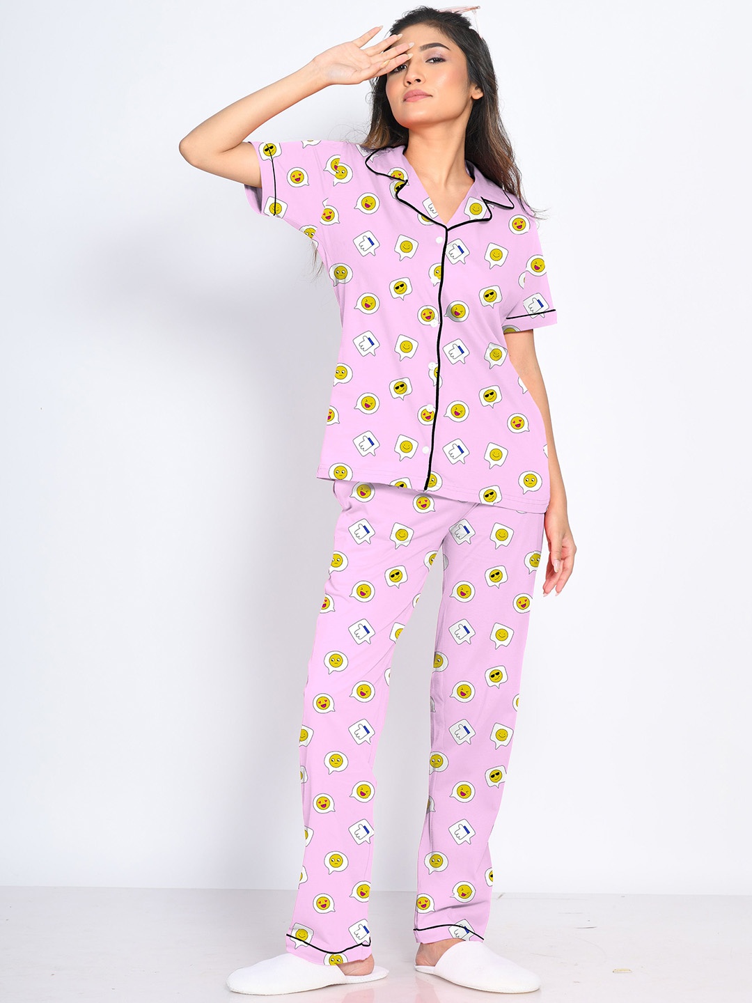 

NAP STORY Emoji Printed Shirt & Pyjama Nightsuit, Pink