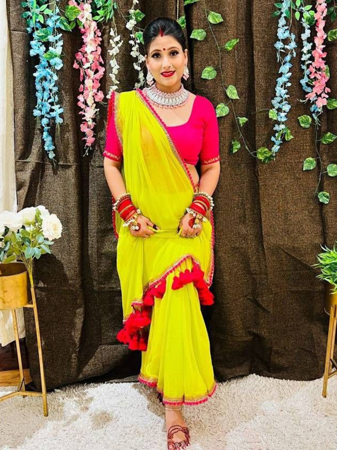 

Sitanjali Embroidered Poly Georgette Bagh Saree, Green