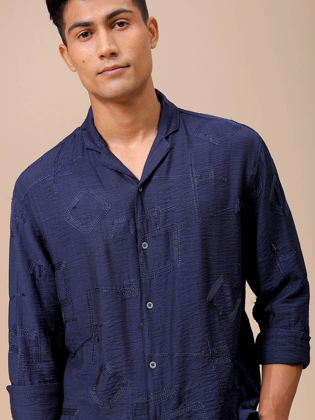 

The Indian Garage Co Men Relaxed Fit Embroidery Resortwear Shirt, Navy blue