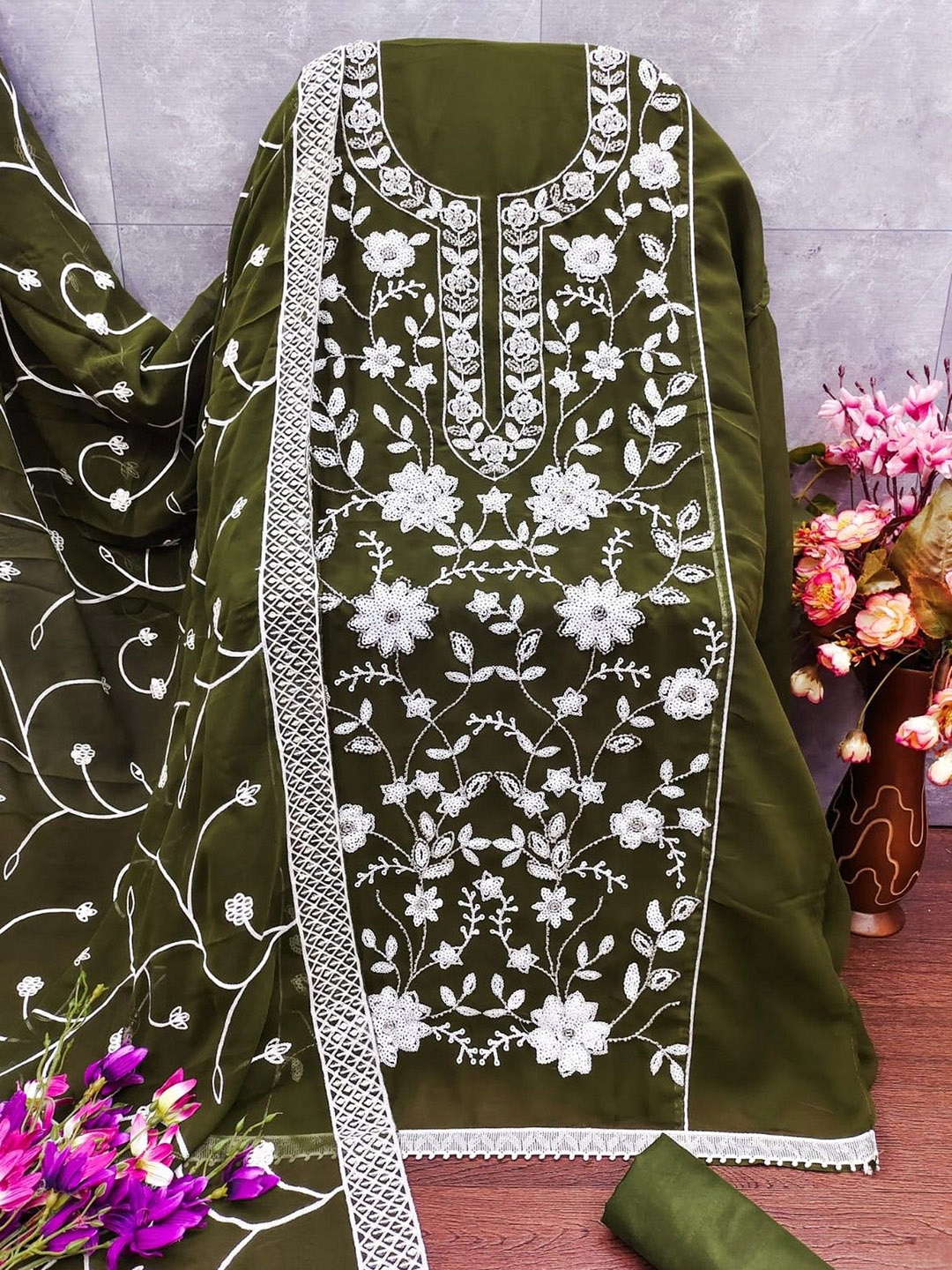

mimi design Unstitched Dress Material, Green