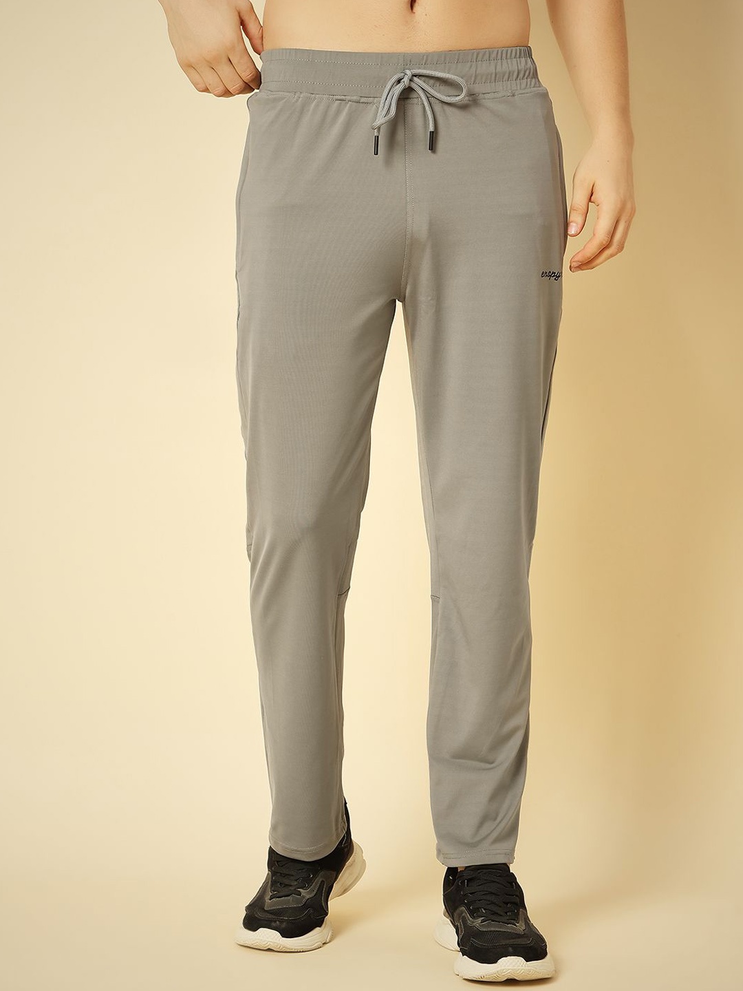 

ENSPYR Men Cotton Mid-Rise Regular Fit Track Pants, Grey melange