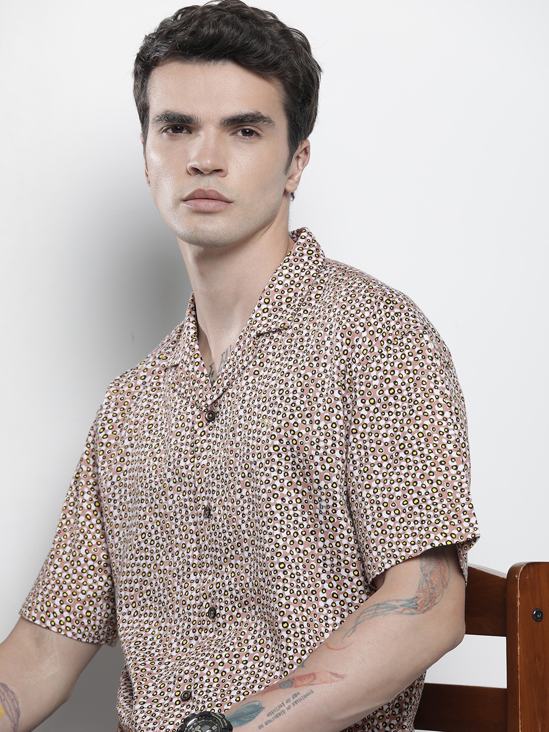 

The Indian Garage Co Slim Fit Animal Opaque Printed Party Shirt, Beige