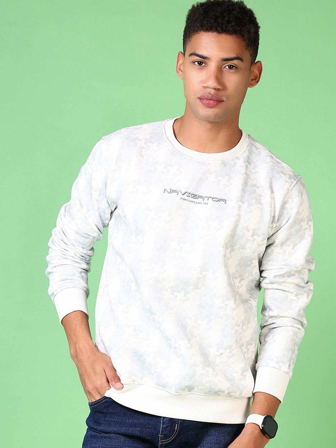 

V-Mart Men Printed Sweatshirt, Grey