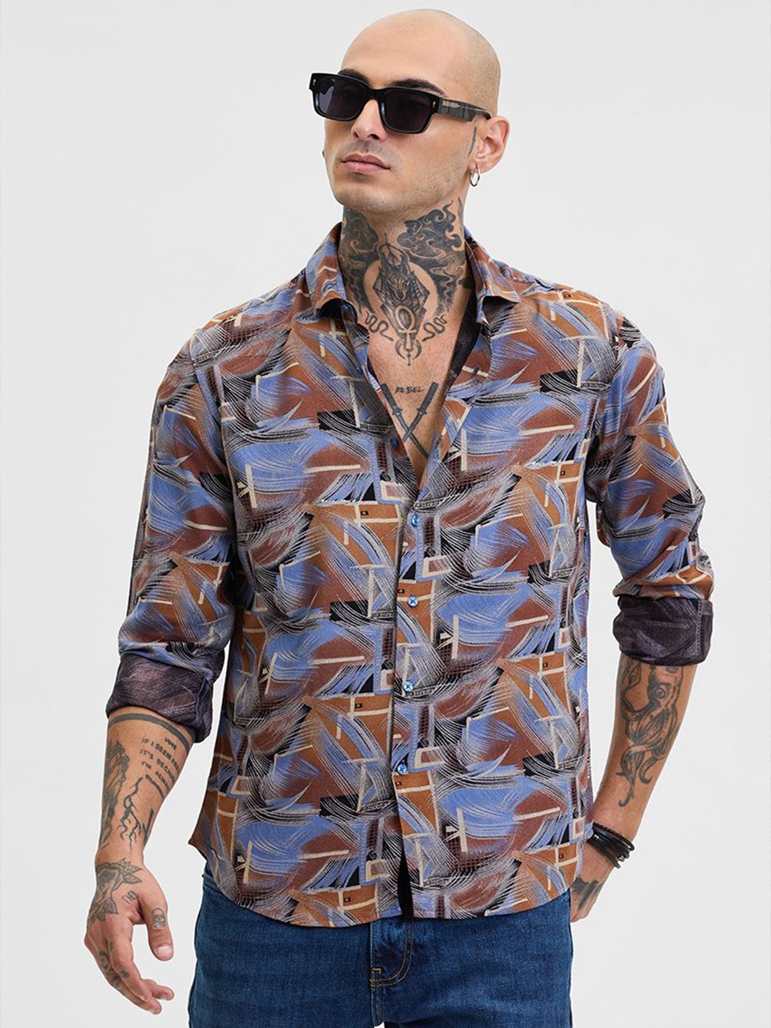 

Snitch Men Smart Slim Fit Opaque Printed Casual Shirt, Brown