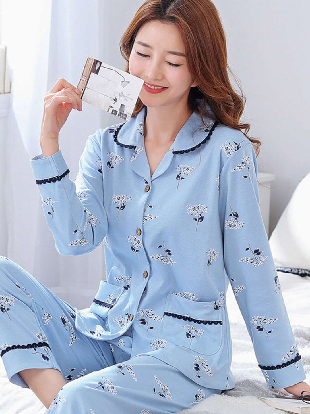 

LULU & SKY Women Floral Printed Night suit, Blue