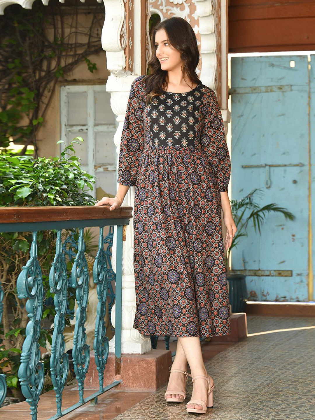 

DECKEDUP Print Fit & Flare Midi Dress, Black