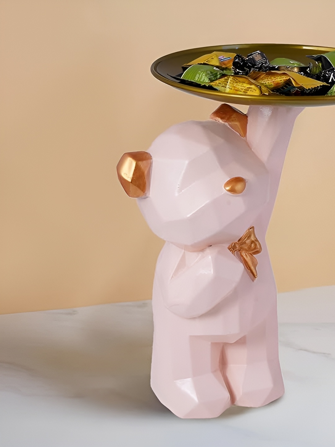 

Zart Pink Idol Showpiece