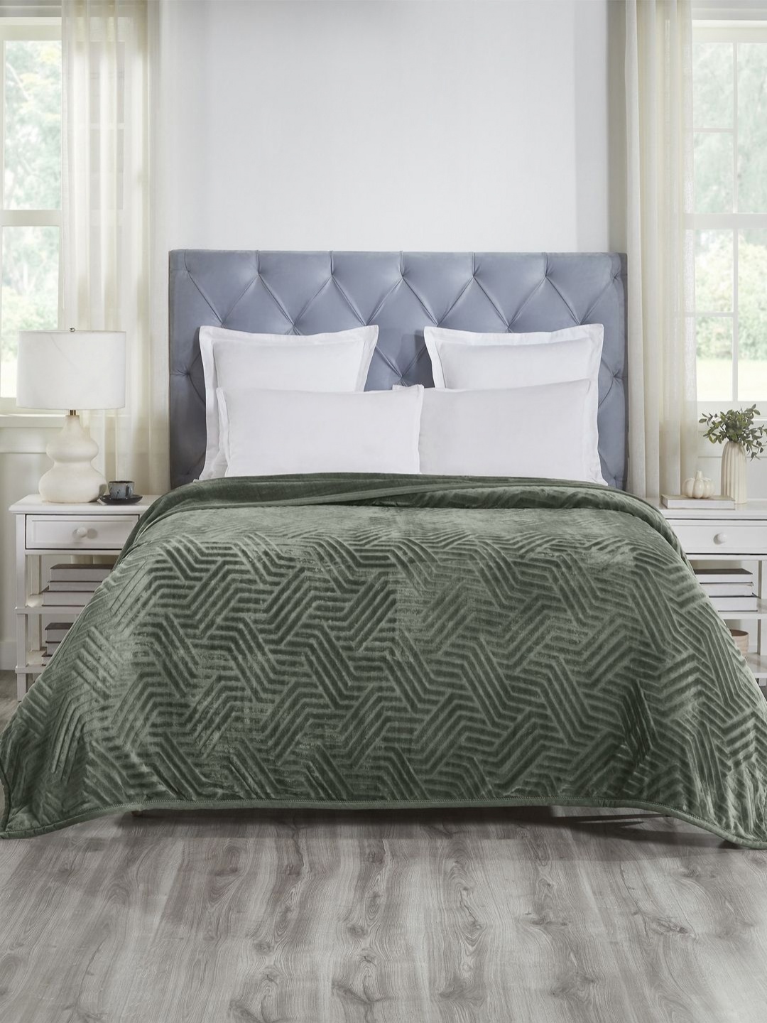

MYTRIDENT Olive Green Geometric Double Bed Blanket