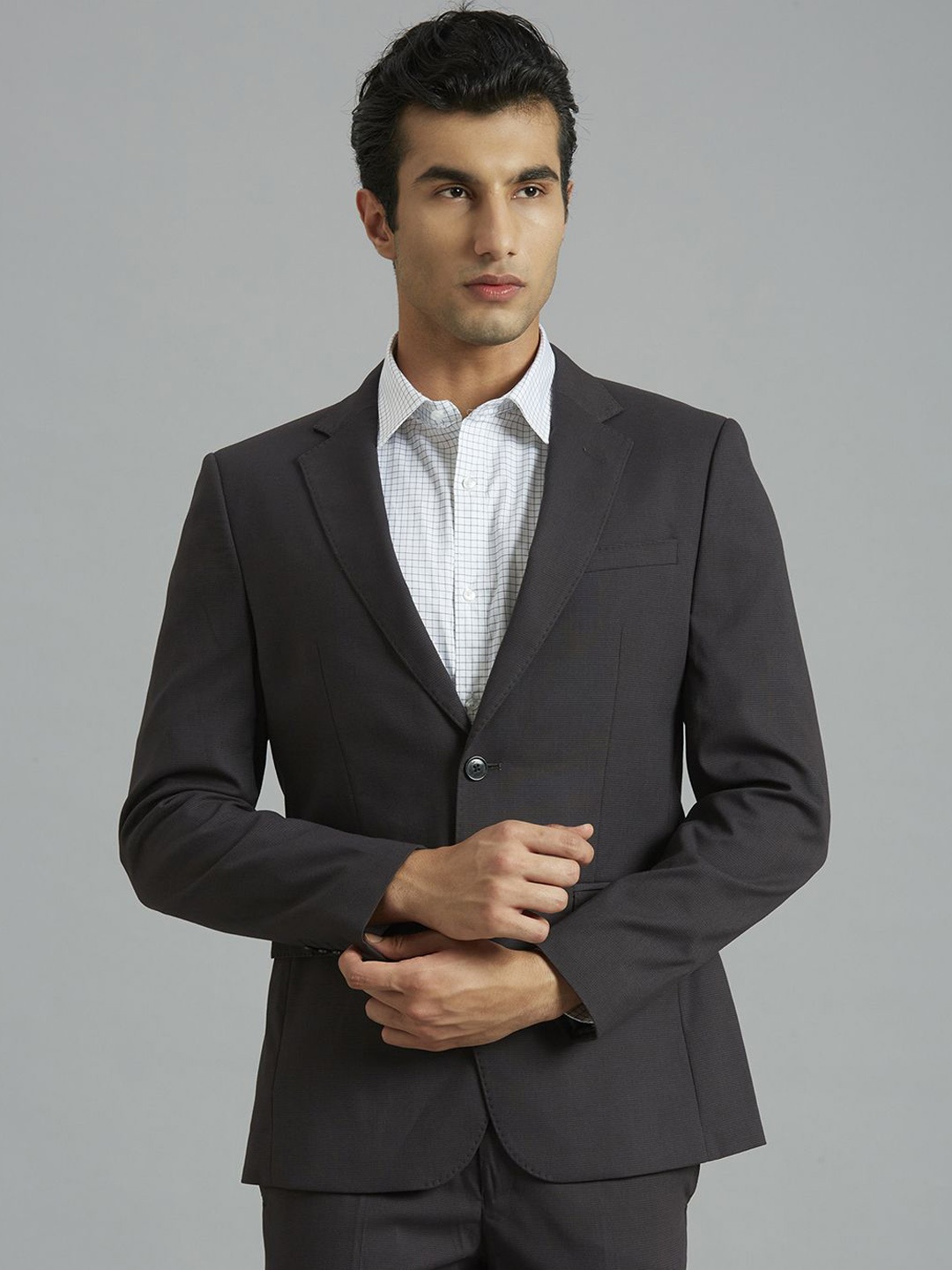 

Reid & Taylor Tailored Fit Single-Breasted Formal Blazer, Black
