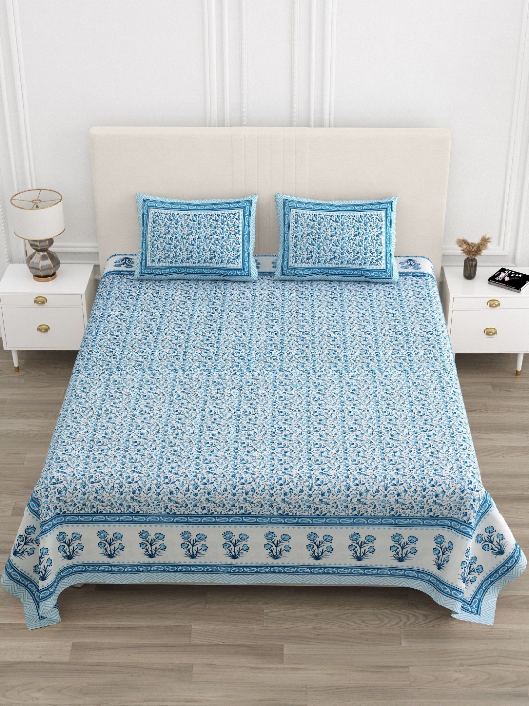 

Jinaya's White & Blue Ethnic Motifs 210 TC Pure Cotton King Bedsheet Set 2.28 m x 2.74 m