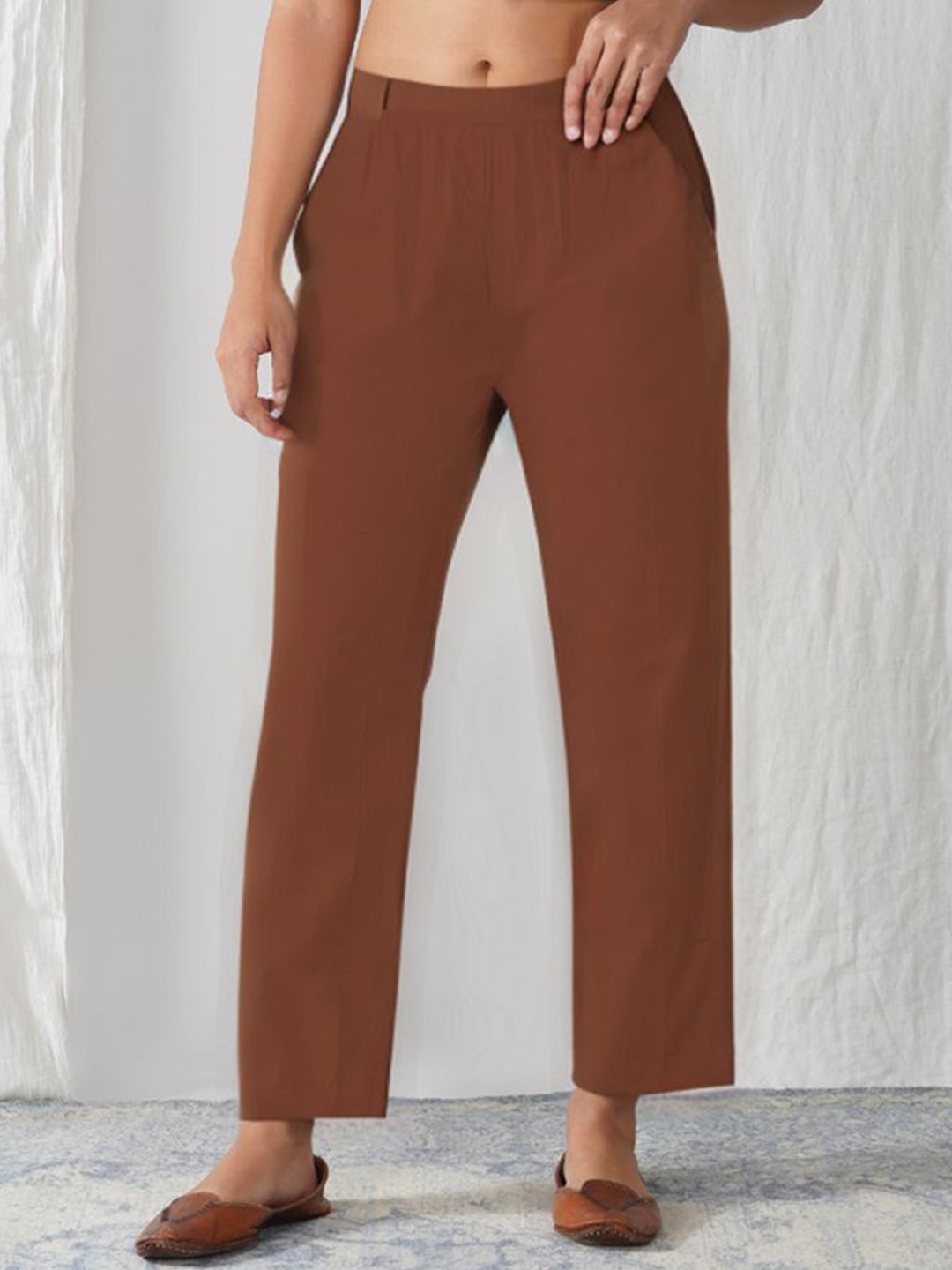 

zuri Women Cotton Mid Rise Relaxed Straight Leg Regular Trouser, Brown