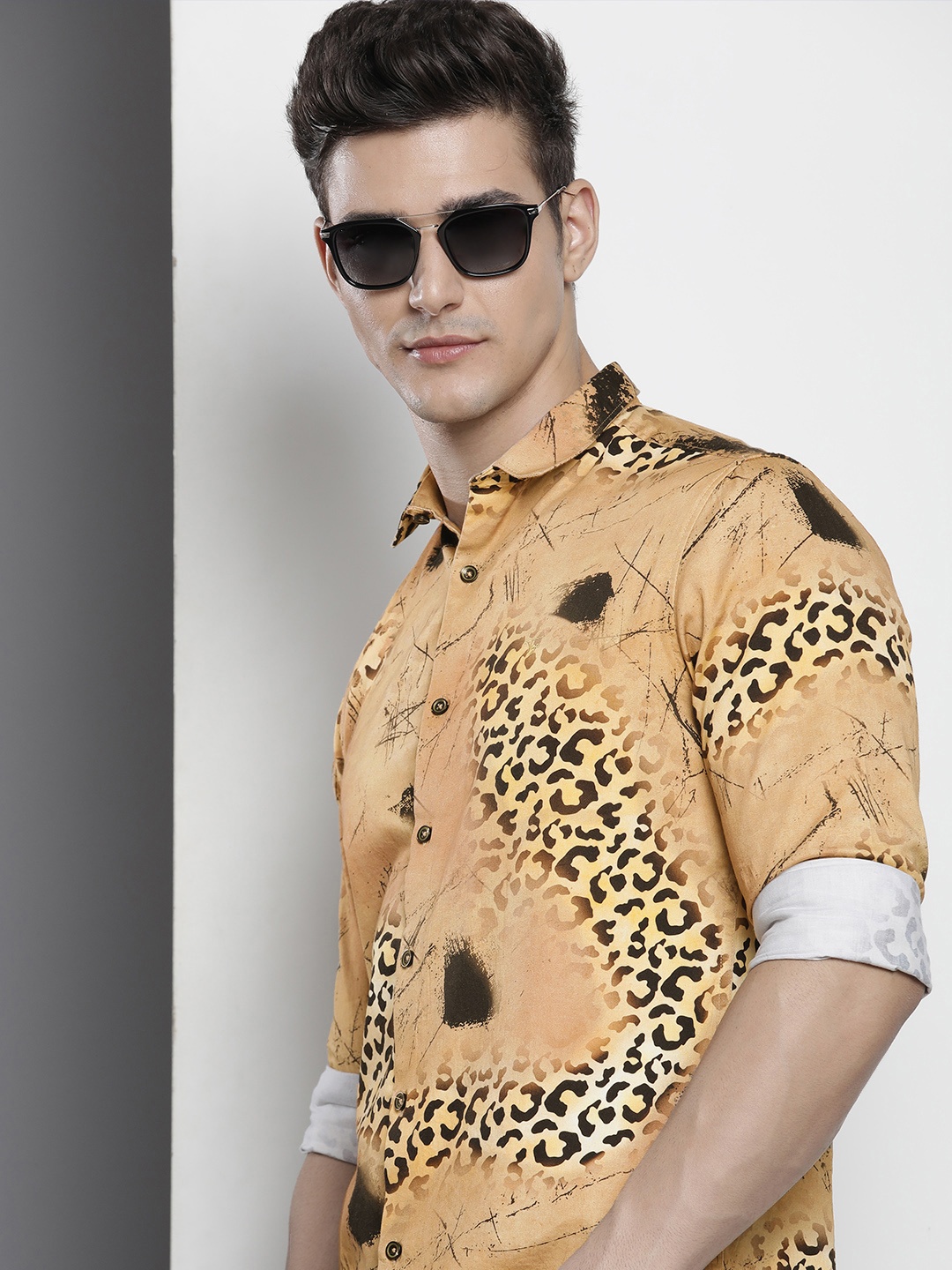 

The Indian Garage Co Men Slim Fit Animal Printed Opaque Casual Shirt, Gold