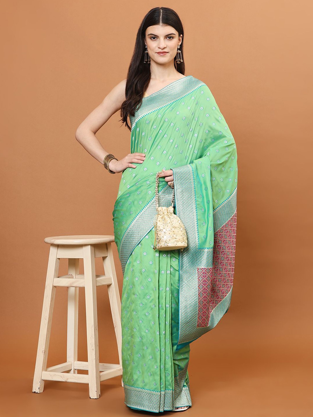 

Meena Bazaar Ethnic Motifs Woven Art Silk Banarasi Saree, Green