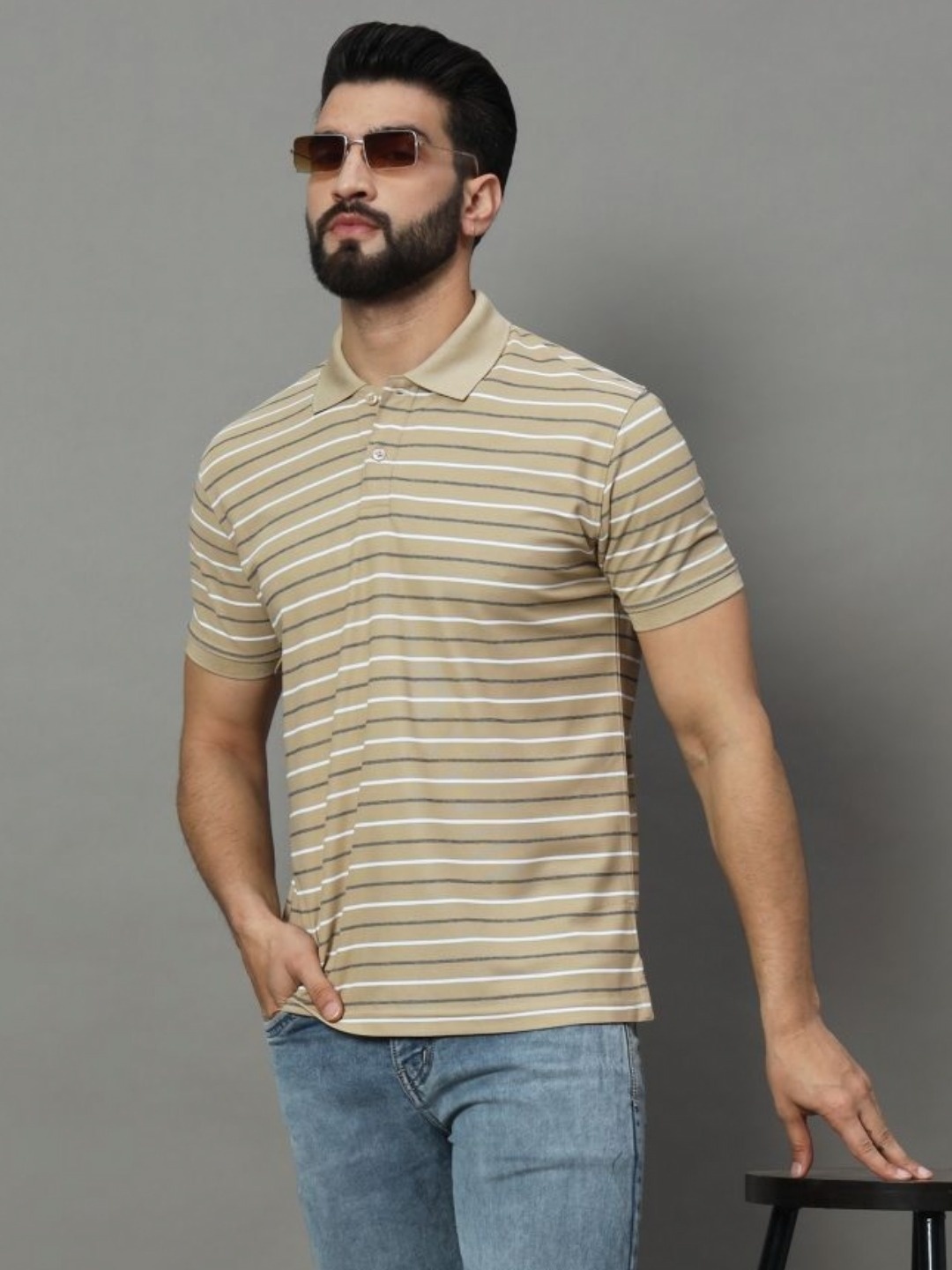 

UNIBERRY Men Striped Polo Collar T-shirt, Beige