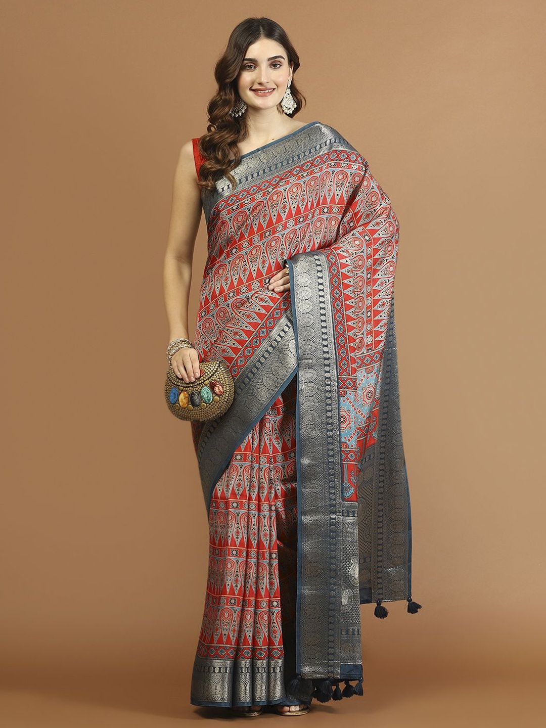 

Meena Bazaar Ethnic Motifs Zari Art Silk Saree, Maroon