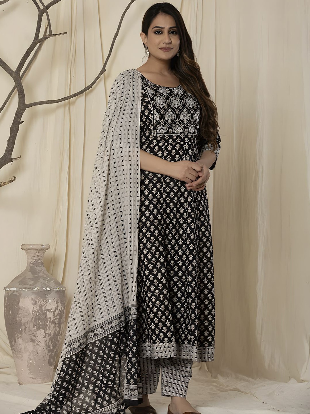 

KALINI Women Ethnic Motifs Embroidered Empire Sequinned Pure Cotton Kurta with Trousers & With Dupatta, Black