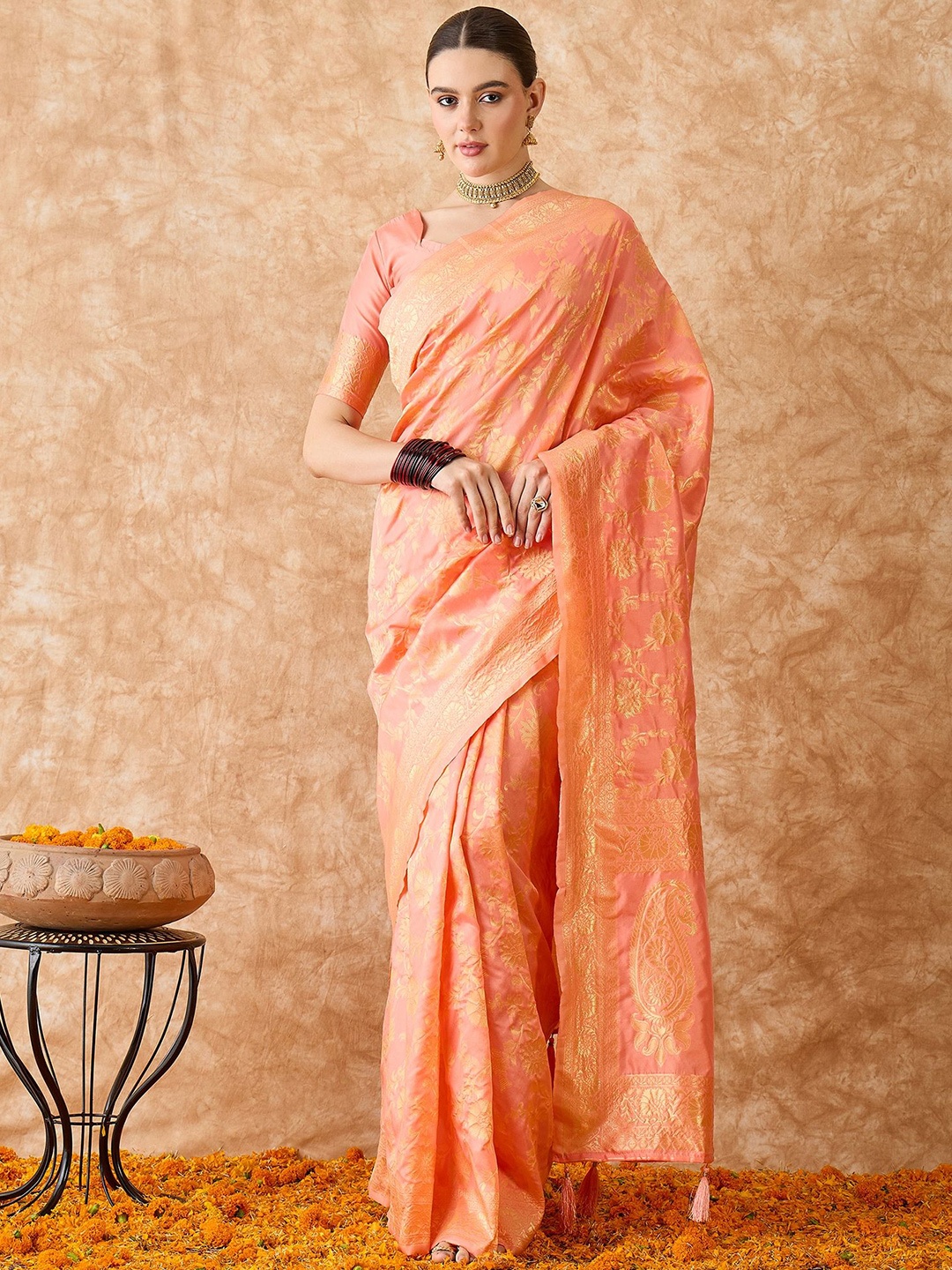 

Suha Woven Design Zari Art Silk Banarasi Saree, Peach