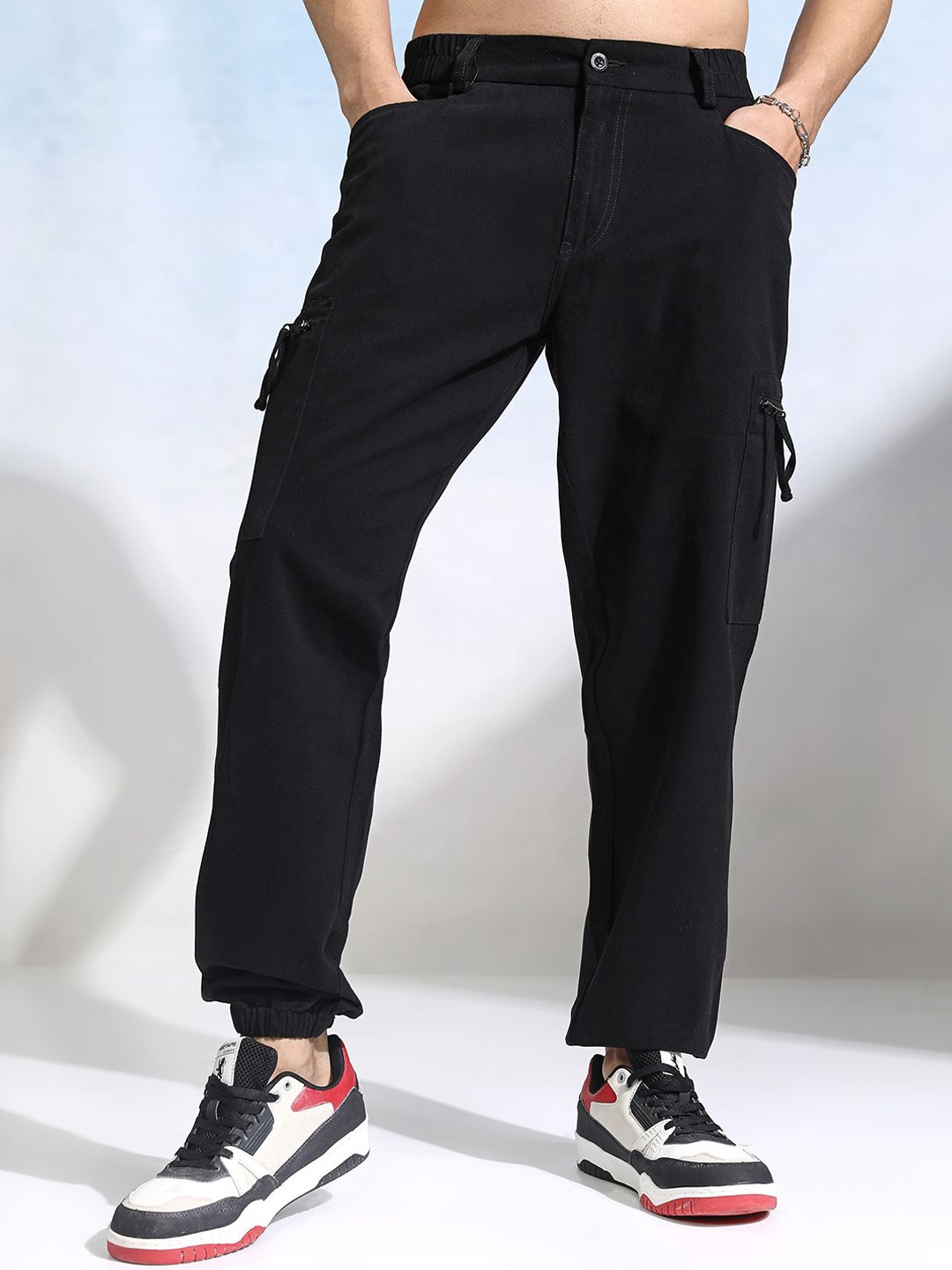 

HIGHLANDER Men Straight Fit Joggers Trousers, Black