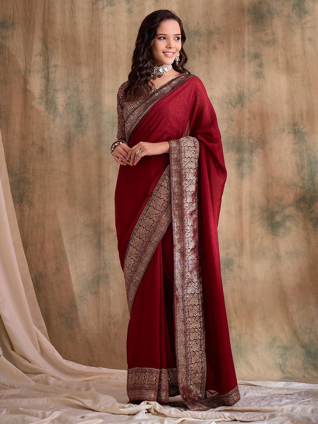 

Suha Art Silk Saree, Maroon