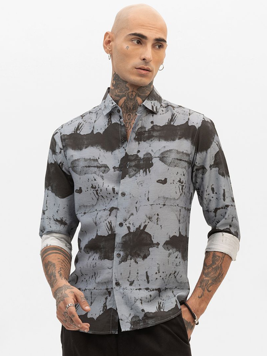 

Snitch Men Smart Slim Fit Opaque Printed Casual Shirt, Grey