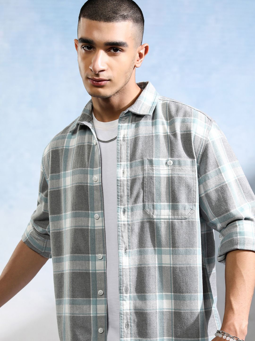 

HIGHLANDER Men Opaque Checked Casual Shirt, Grey