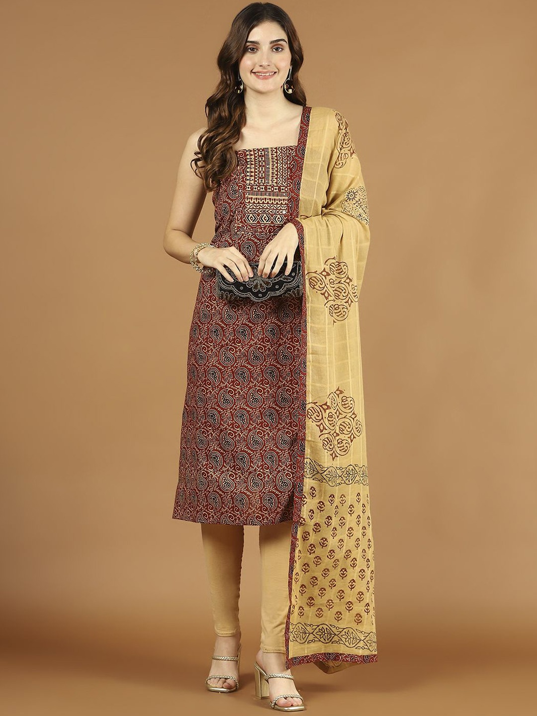 

Meena Bazaar Printed Unstitched Dress Material, Maroon