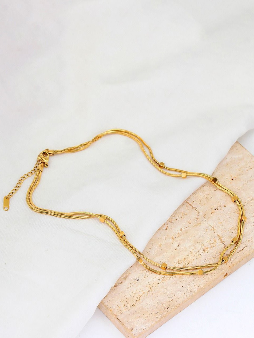 

VIEN Gold-Plated Necklace