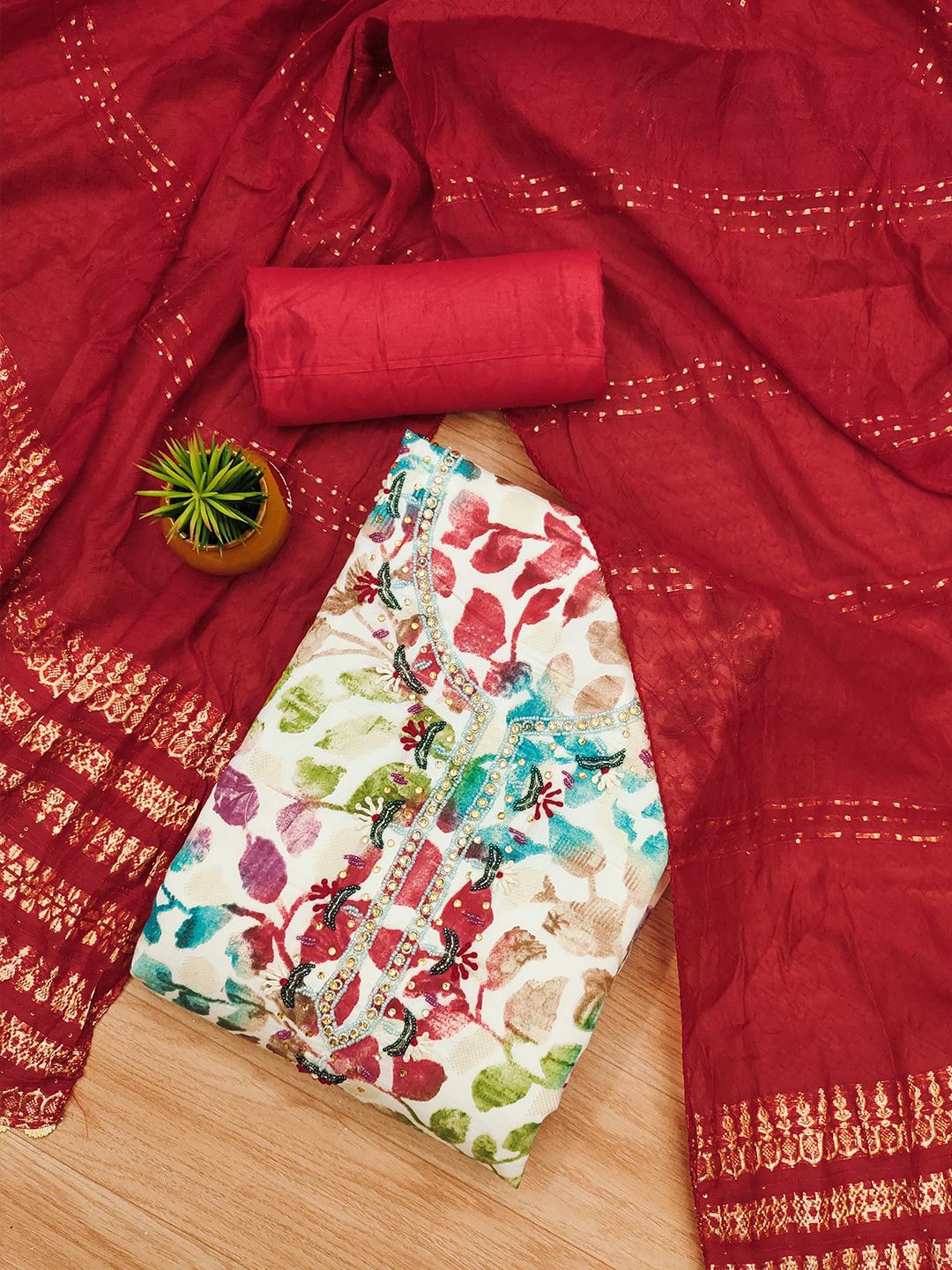 

Lilots Unstitched Dress Material, Red
