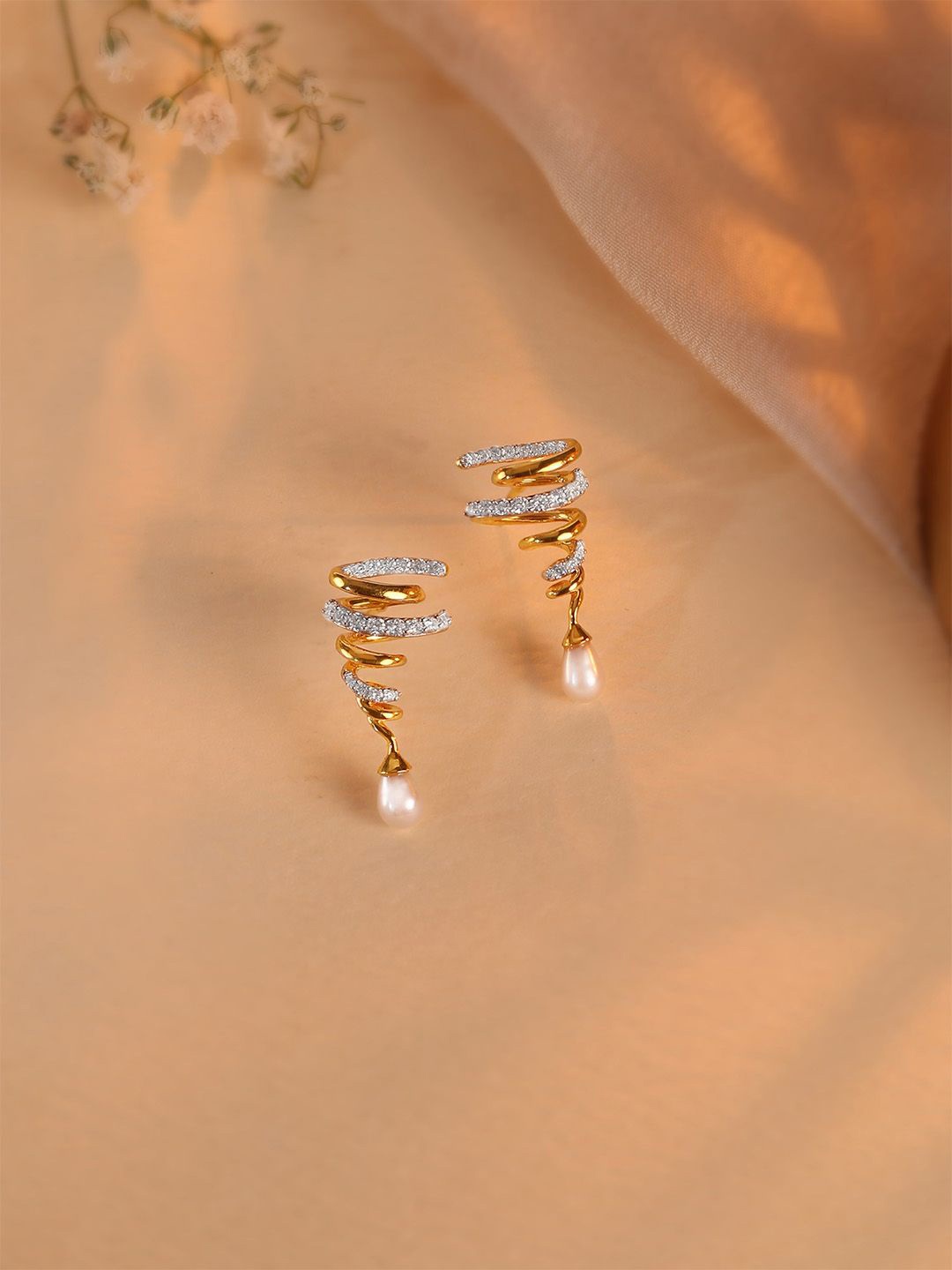

Mia by Tanishq Women Earrings Gold, Yellow