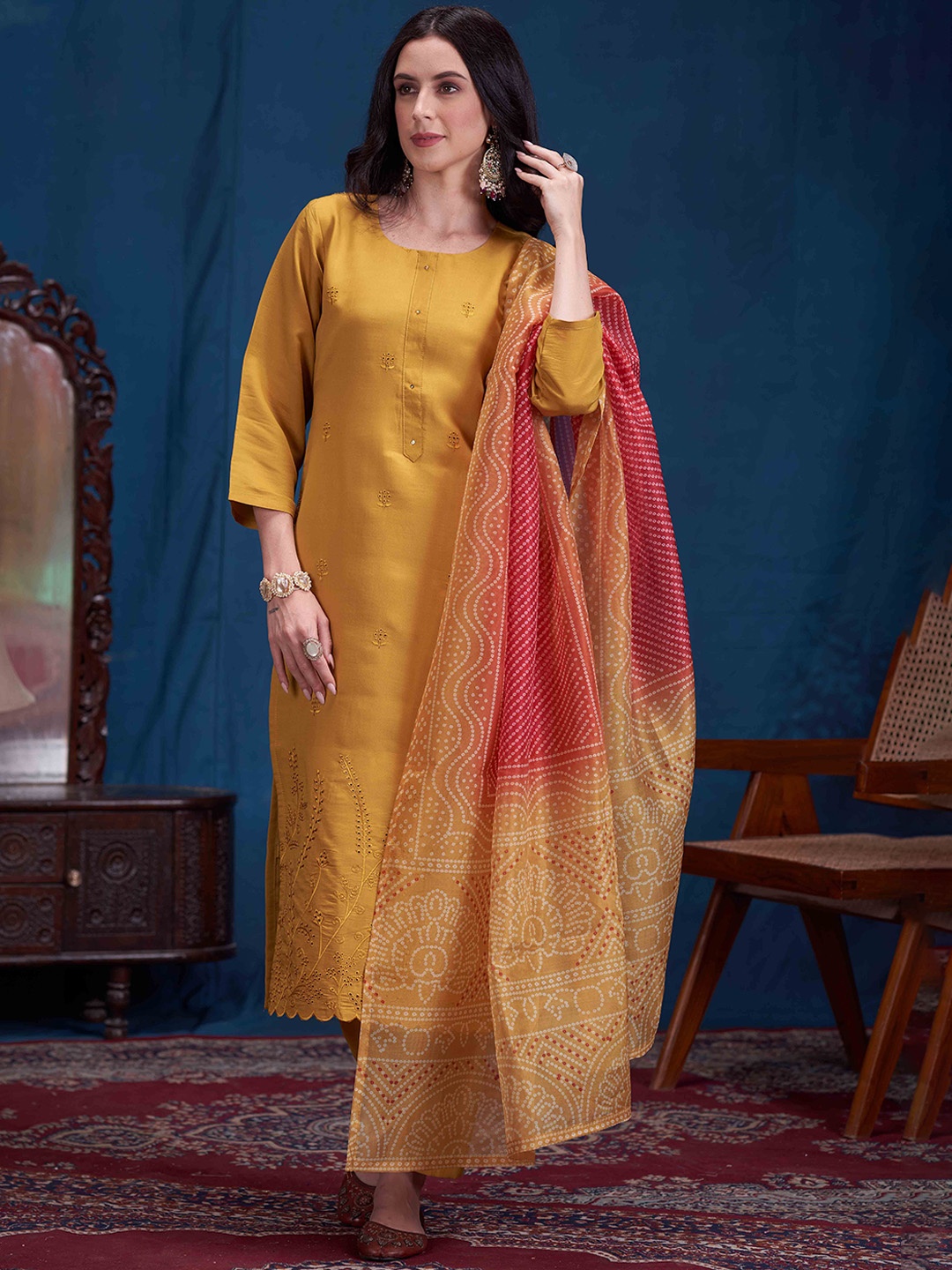 

Anouk Women Ethnic Motifs Embroidered Regular Thread Work Kurta with Trousers & With Dupatta, Yellow