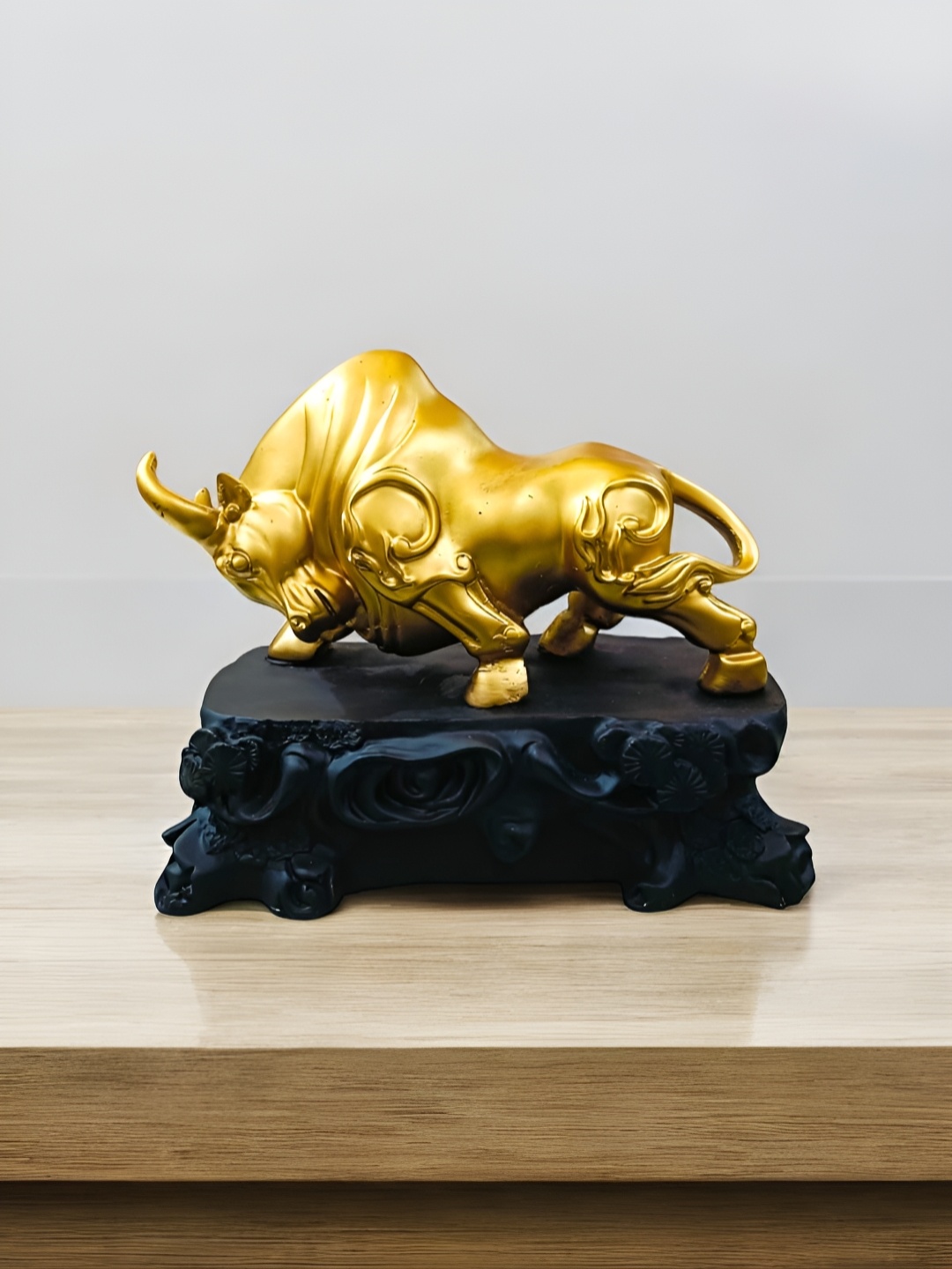 

Vrinban International Gold-Toned Figurine Showpiece