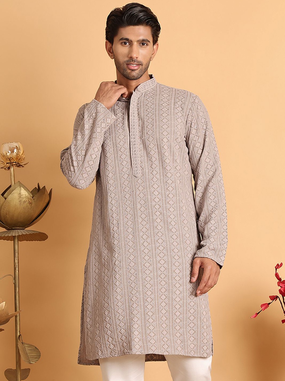 

Jompers Men Geometric Embroidered Sequinned Kurta, Beige