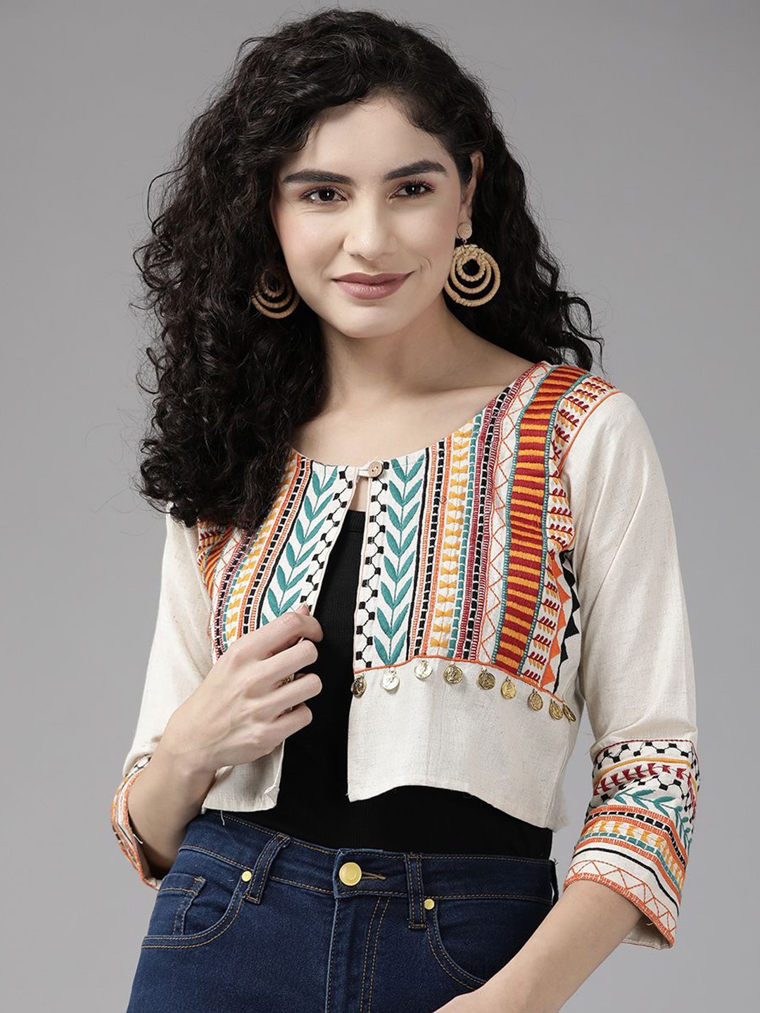 

Roadster Geometric Embroidered Crop Tailored Ethnic Jacket, Cream