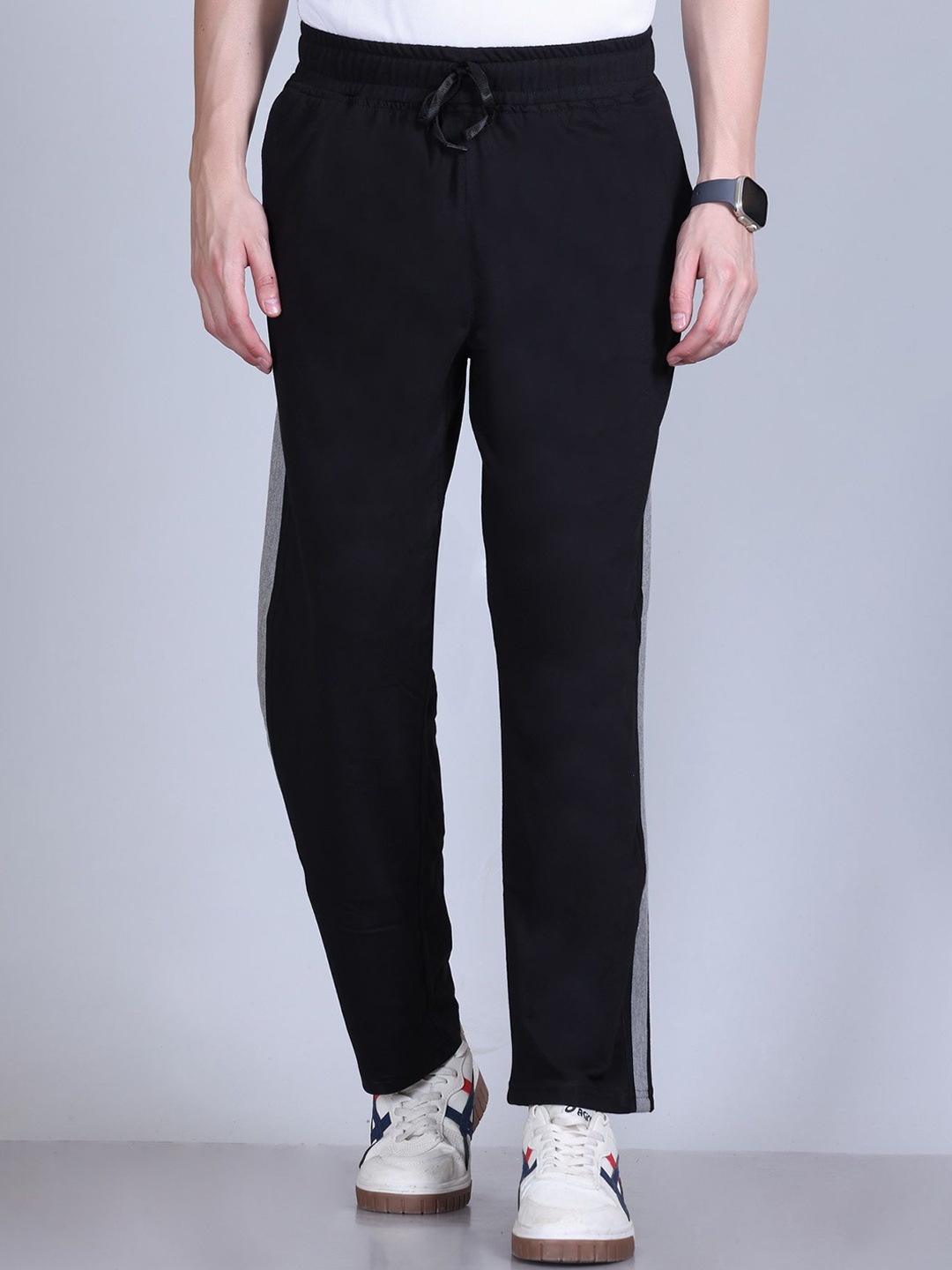 

JINXER Men Straight Fit Mid Rise Cotton Track Pants, Black