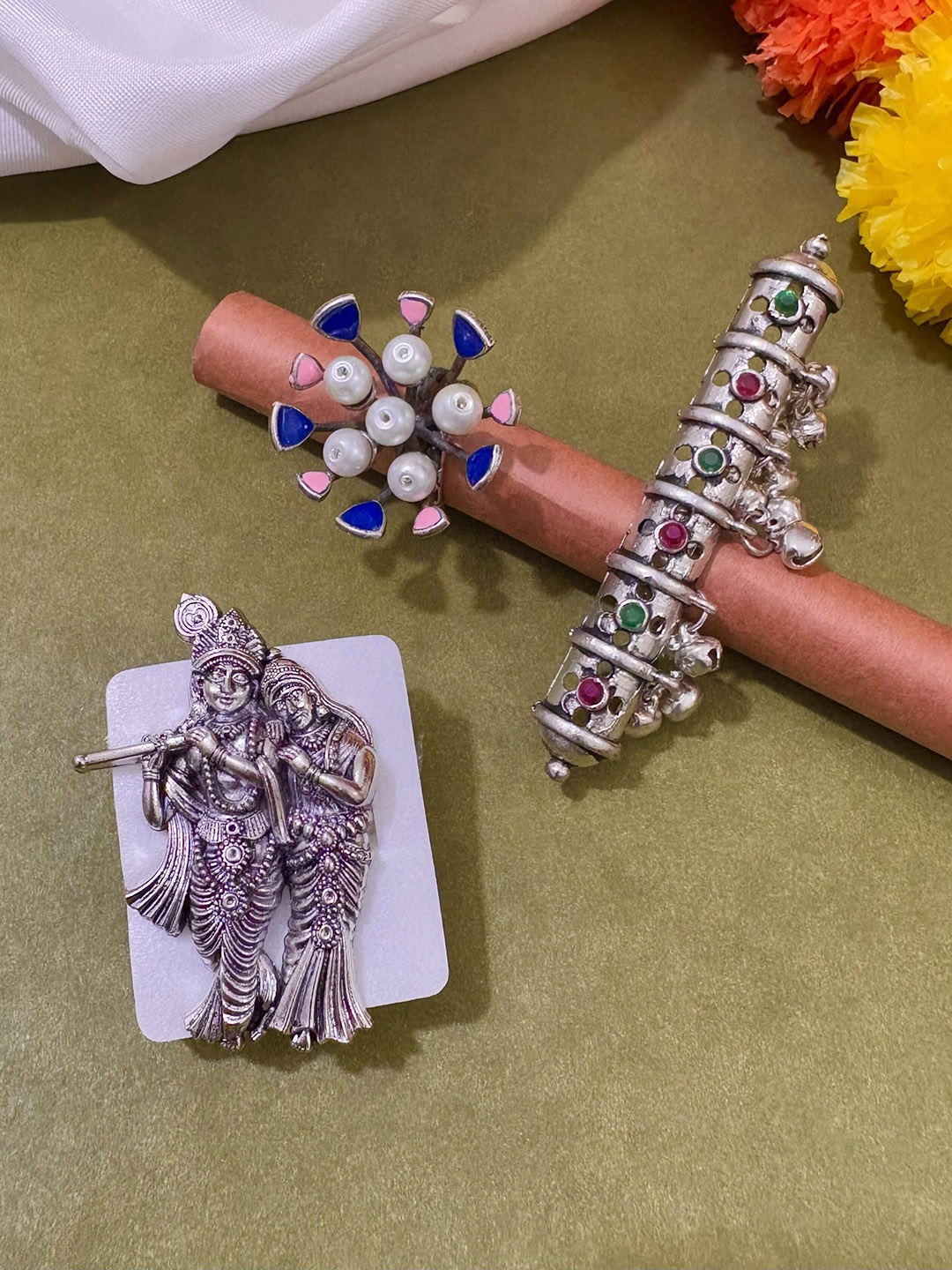 

ATIBELLE Set Of 3 Sliver Plated Stone studded Rings, Silver