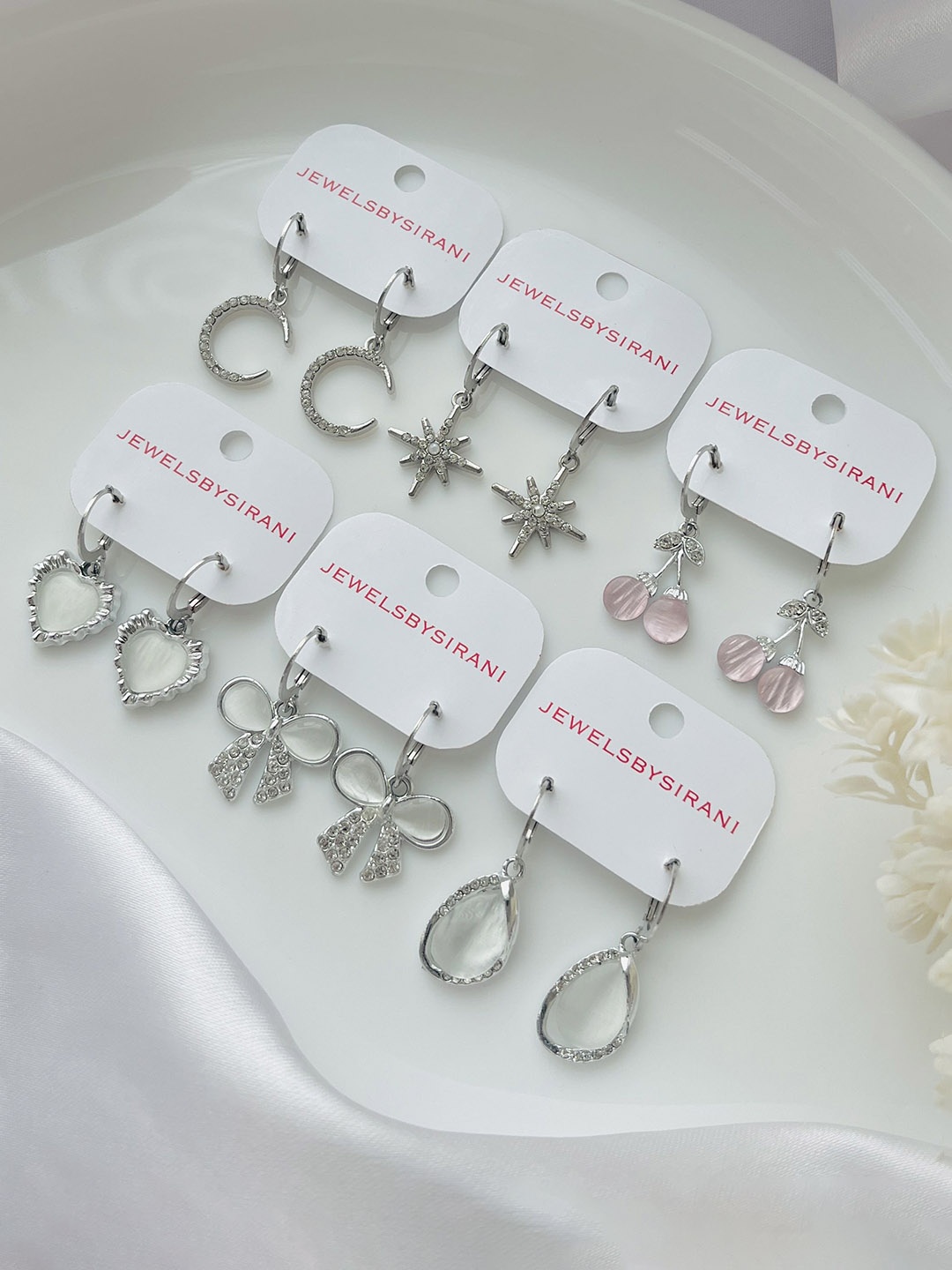

Jewelsbysirani Contemporary Hoop Earrings, Silver