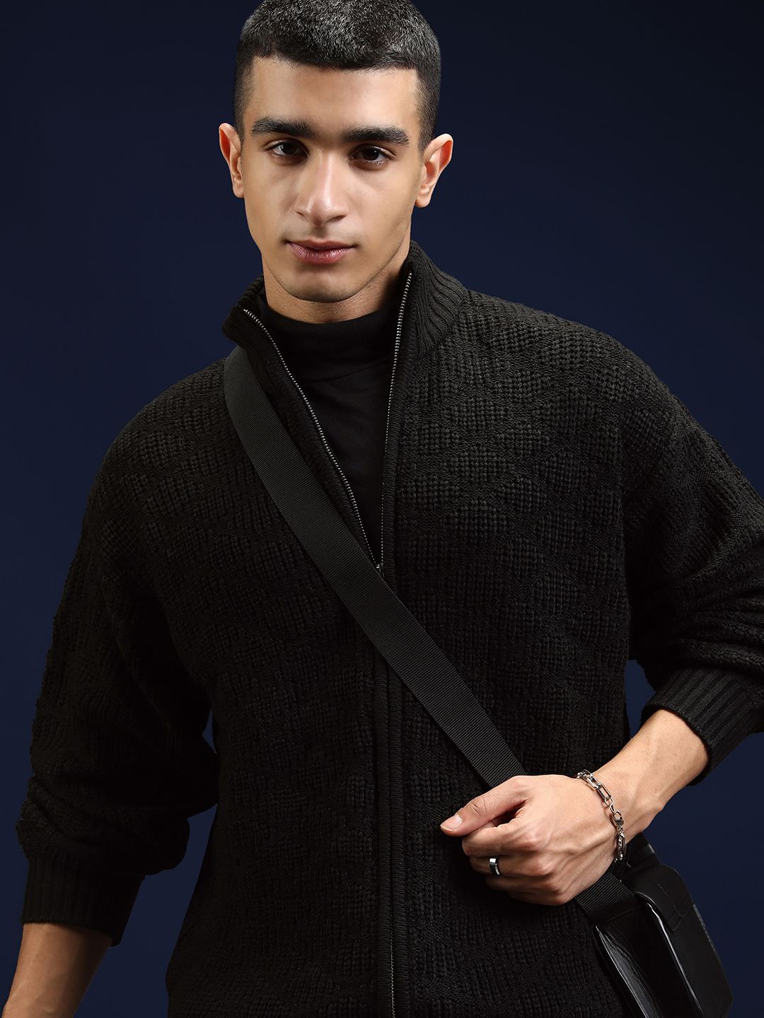 

HIGHLANDER Men Cable Knit with Zip Detail Detail, Black