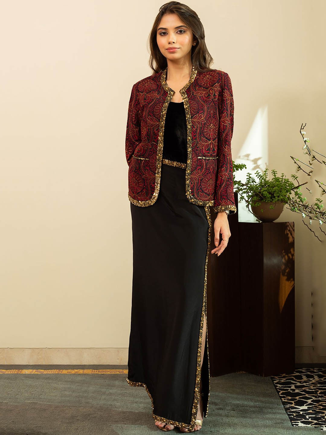 

HOUSE OF INARI Women Floral Lightweight Open Front Jacket with Embroidered, Red