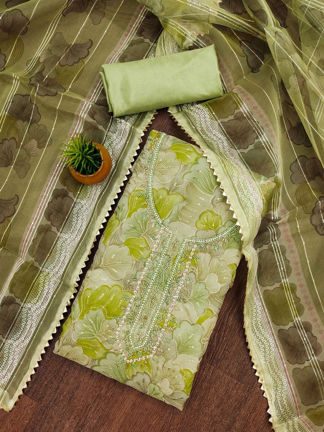 

ZEEPKART Organza Unstitched Dress Material, Green