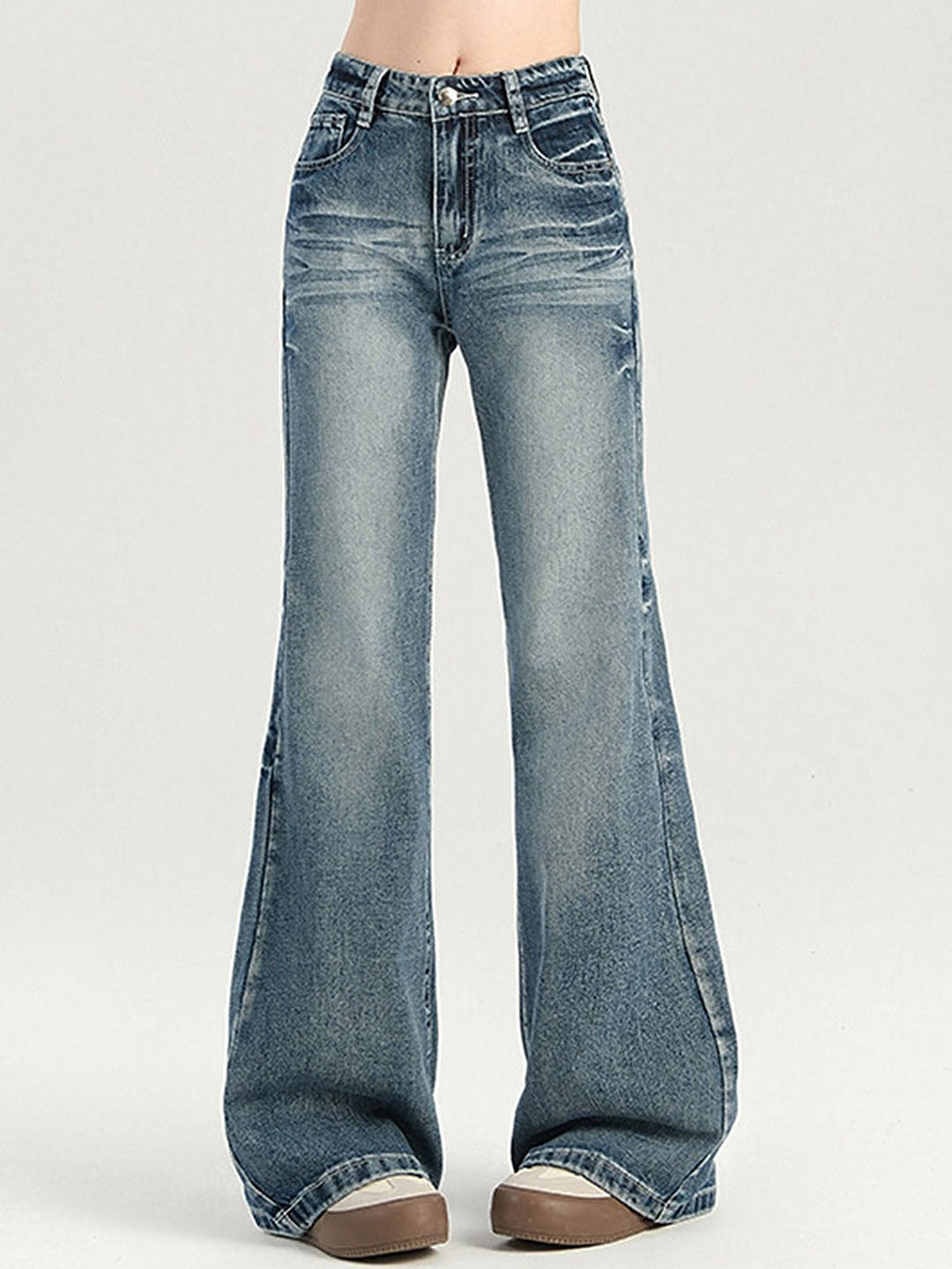 

LULU & SKY Women Bootcut Heavy Fade Jeans, Blue