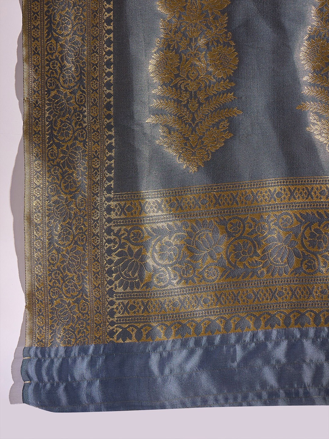 

Suha Woven Design Zari Art Silk Banarasi Saree, Grey