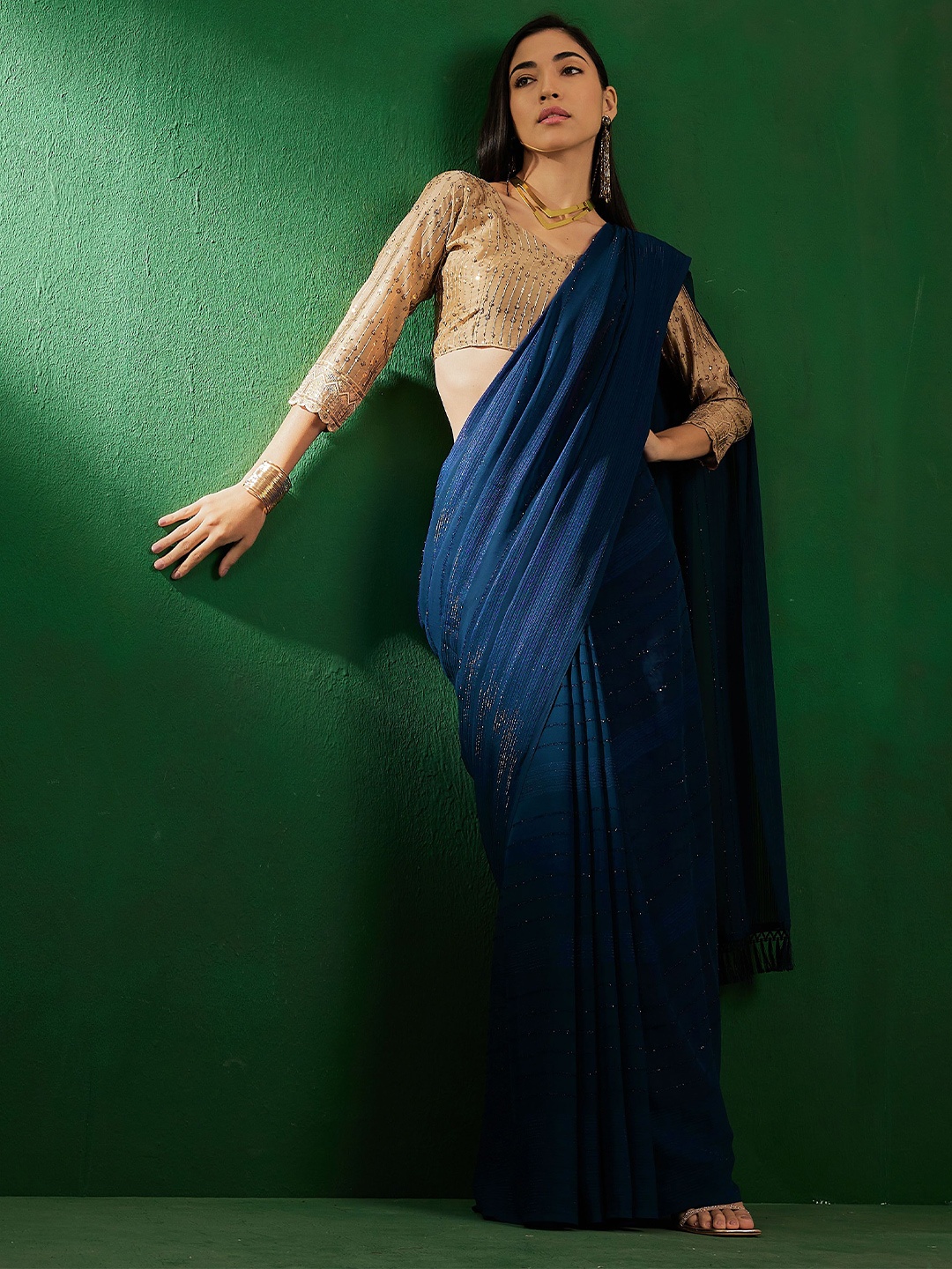 

Suha Embellished Sequinned Art Silk Ready to Wear Saree, Teal