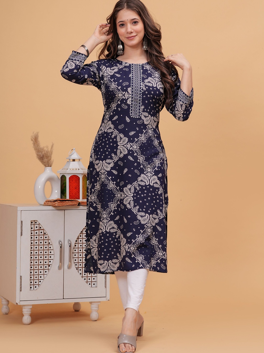 

DRESSAR Floral Print Slit Sleeve Applique A-Line Dress, Blue