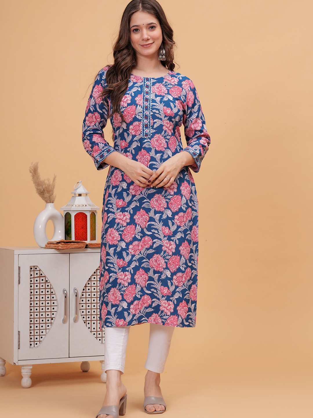 

DRESSAR Floral Print Slit Sleeve Applique A-Line Dress, Turquoise blue