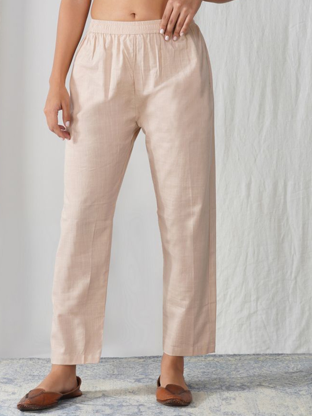 

zuri Women Mid-Rise Relaxed Straight Leg Trousers, Pink