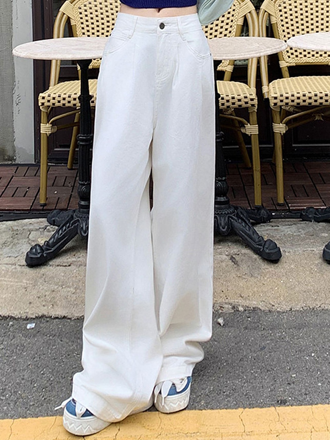 

LULU & SKY Women Mid-Rise Loose Fit Regular Trousers, White