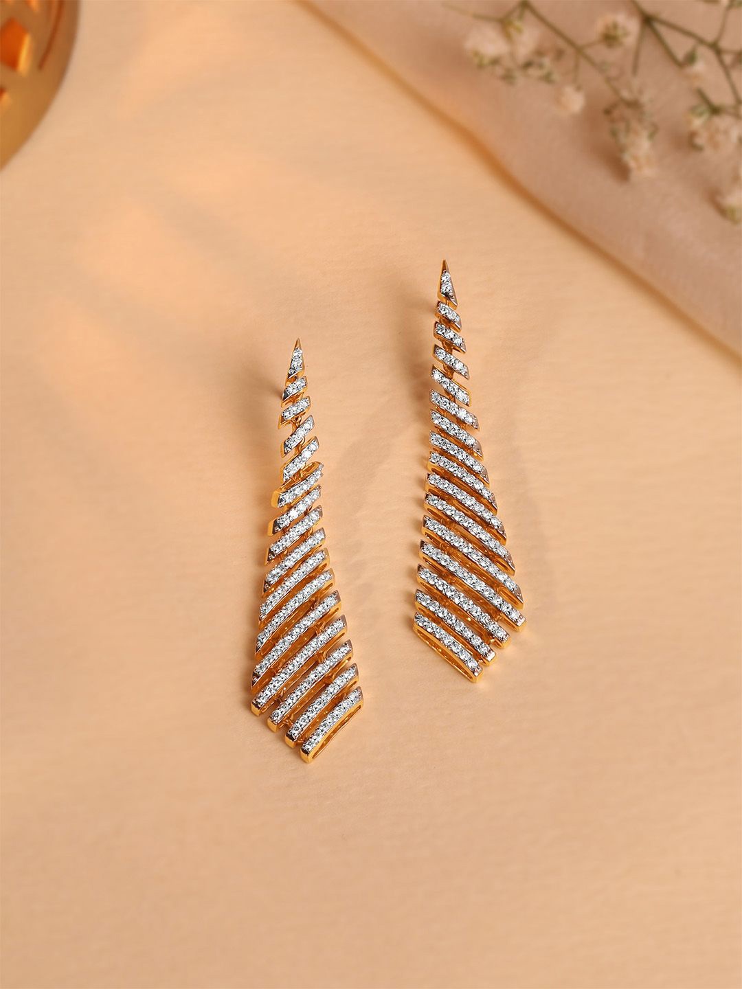 

Mia by Tanishq 14KT Geometric Glamour Gold & Diamond Drop Earrings - 11.03 gm, Yellow