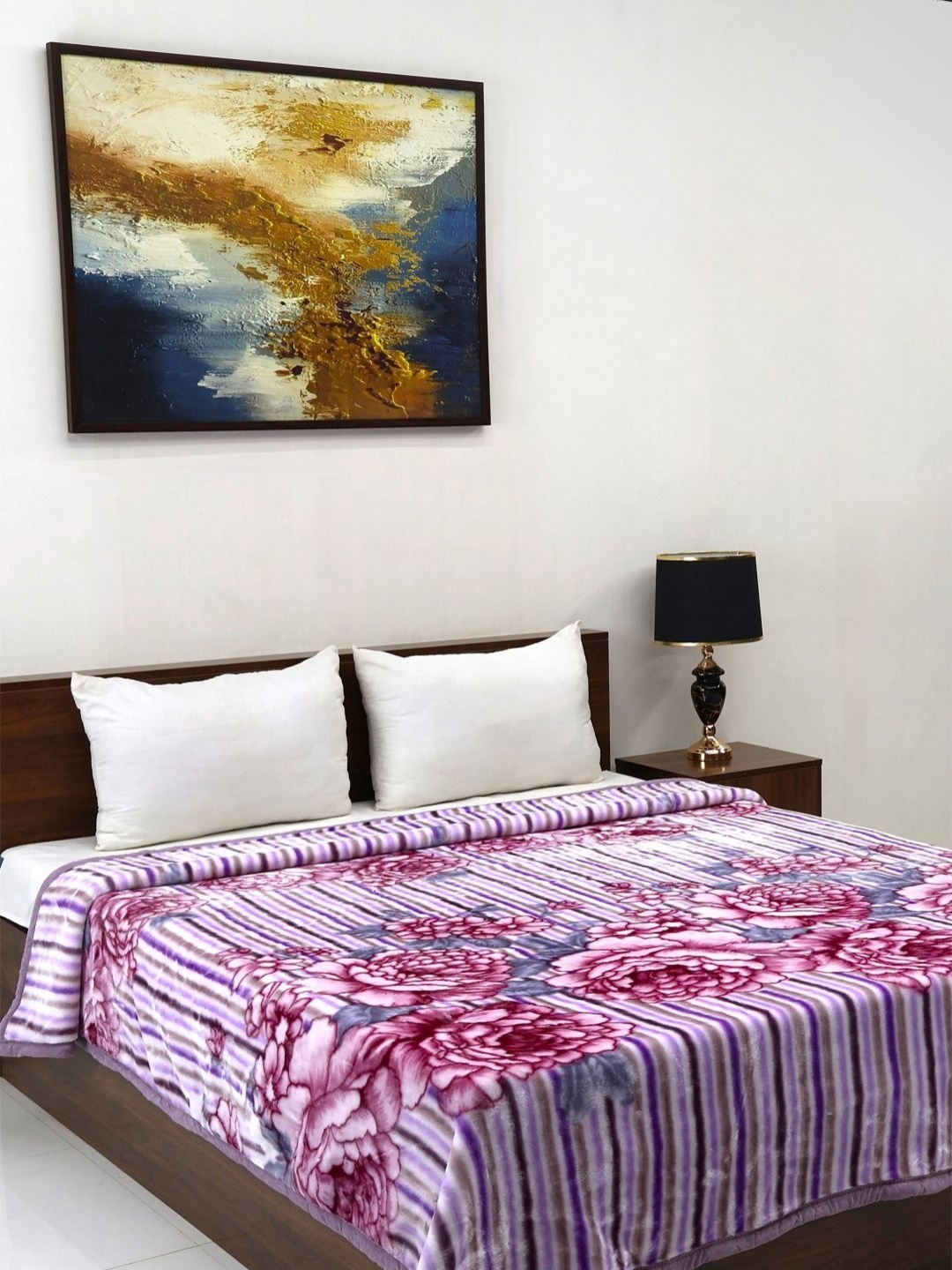 

Signature Purple & White Floral Heavy Winter 450 GSM Double Bed Blanket